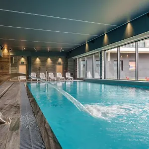 Faro Kasprowicza 20 Basen W Cenie Schwimmbad Im Preis Kolberg